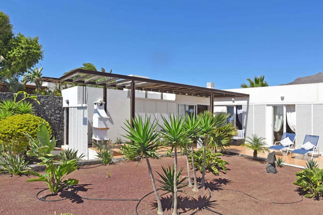 Villa Las Coloradas Playa Blanca  Exterior photo